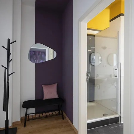 Farb-reich - Sauna, Netflix, Nespresso, Zentral Chemnitz