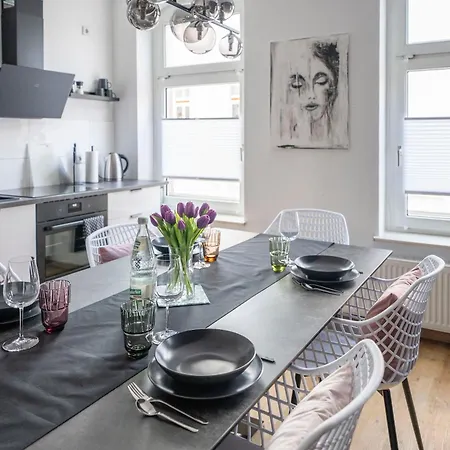 Farb-reich - Sauna, Netflix, Nespresso, Zentral Appartamento