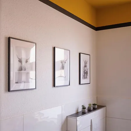 Daire Farb-reich - Sauna, Netflix, Nespresso, Zentral