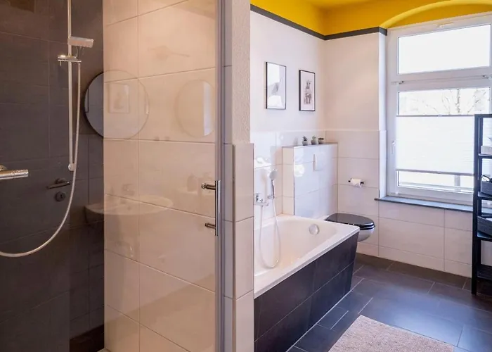 Farb-reich - Sauna, Netflix, Nespresso, Zentral Chemnitz